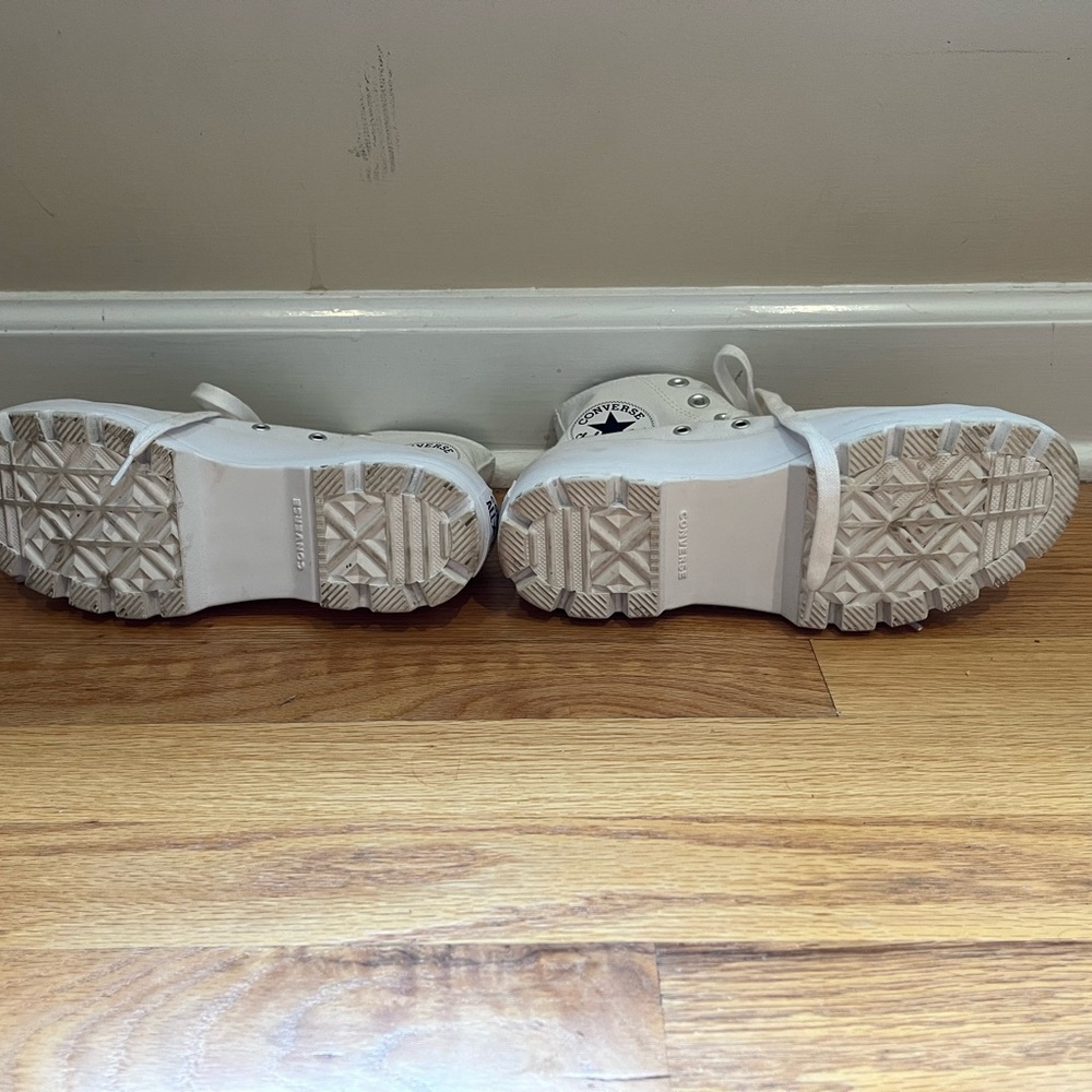 Women’s Converse All Star White High-Top Sneakers, Size 7 - Picture 4 of 6